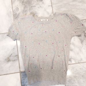 Short sleeve heart printed blouse. Cotton material